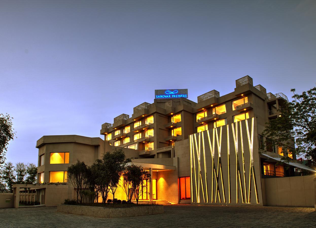 Sarovar Premiere Jaipur Hotel Exterior photo